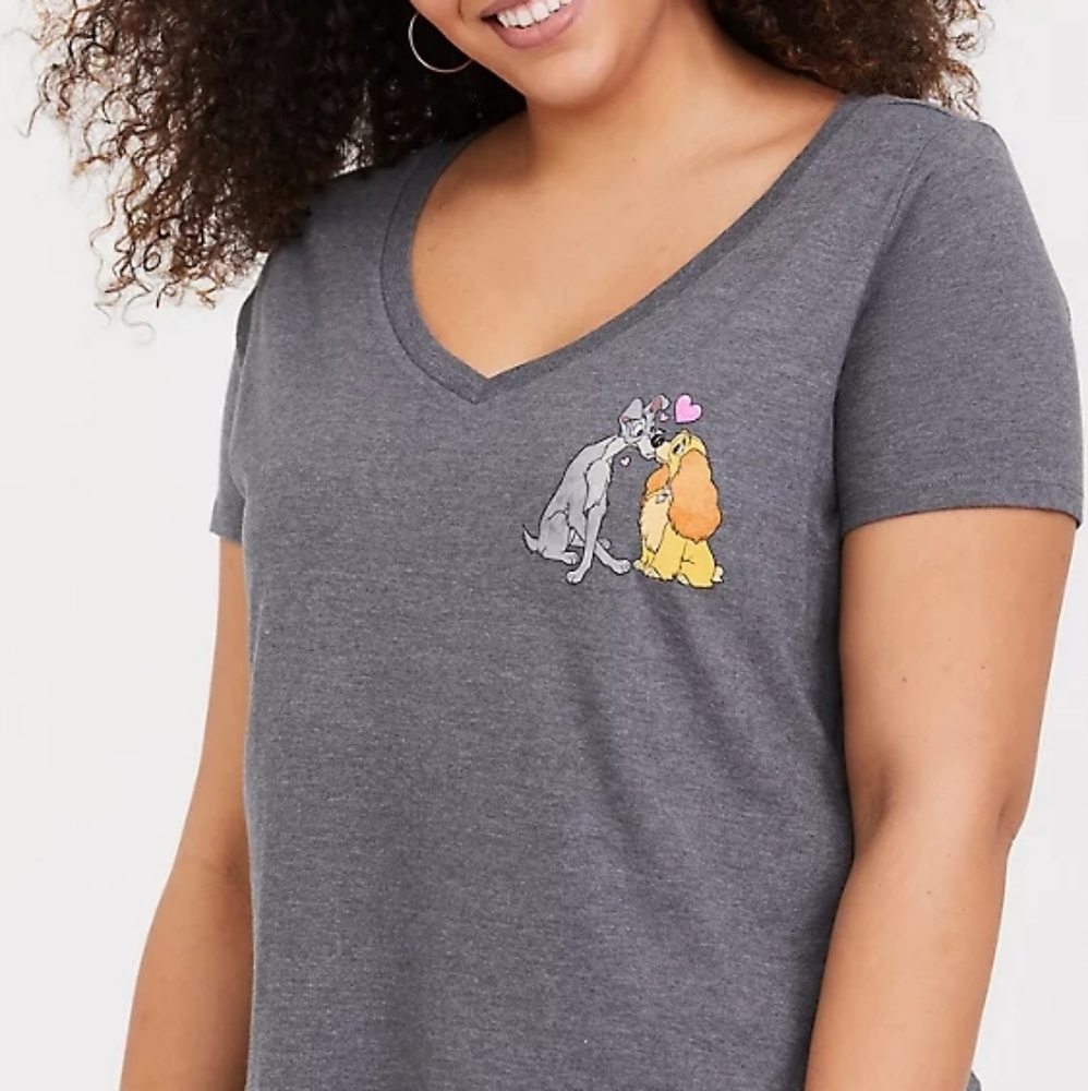 TORRID DISNEY LADY & THE TRAMP GREY SLIM FIT TOP